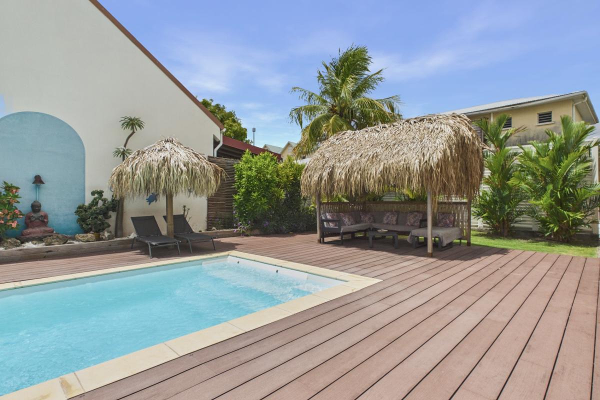 villa-sainte-anne-10-personnes-grande-piscine - exterieur bis